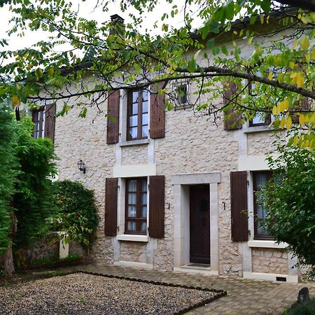 Les Bruyeres B&B Montbron Εξωτερικό φωτογραφία