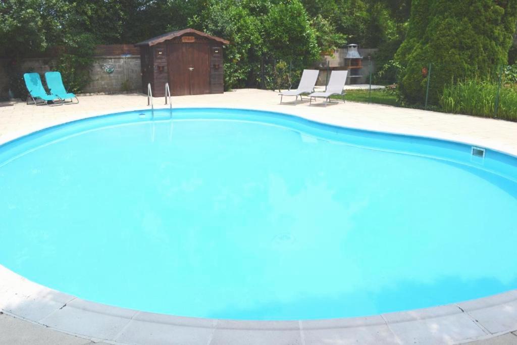 Les Bruyeres B&B Montbron Εξωτερικό φωτογραφία